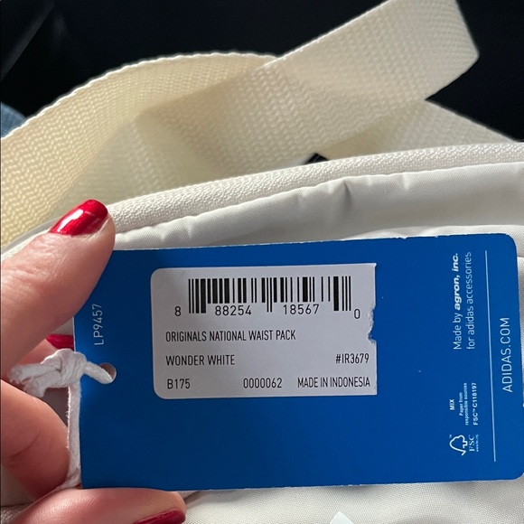 Adidas Originals Waist Bag NWT - Picture 3 of 5